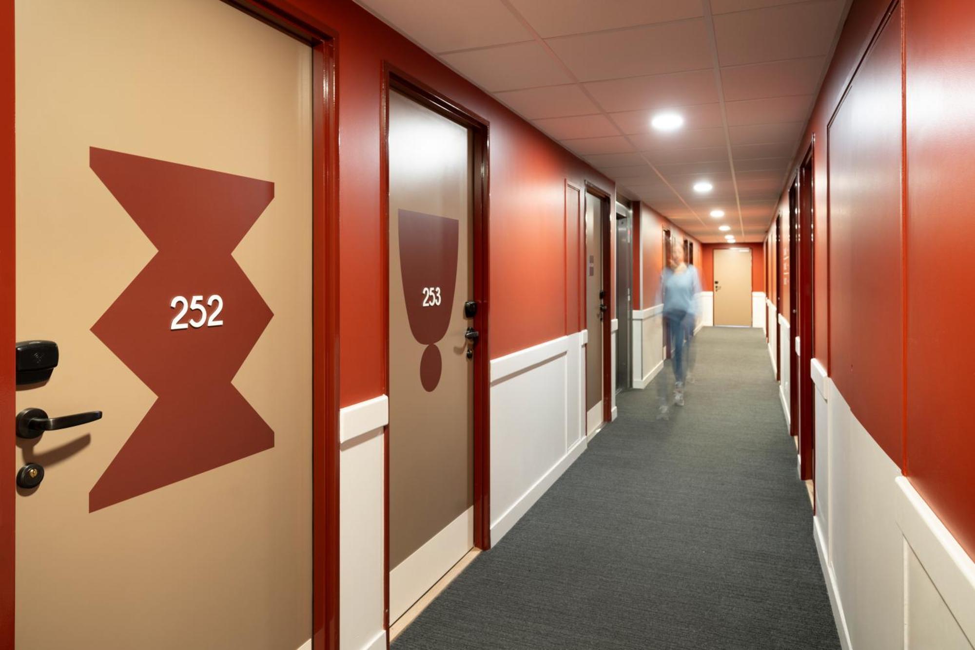 Hotel Ibis Styles Prevessin Geneve Aeroport Exterior foto