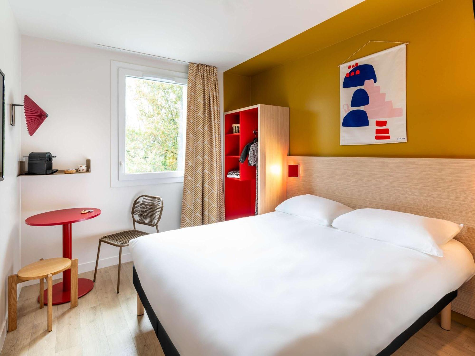 Hotel Ibis Styles Prevessin Geneve Aeroport Exterior foto